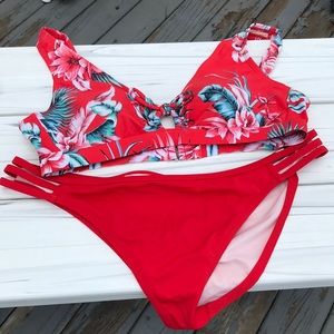 Woman’s L/XL swimsuit